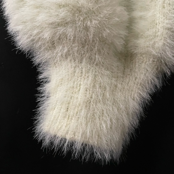 Fluffy Eyelash Green Cropped Bishop Sleeve Cardigan - Picture 3 of 7